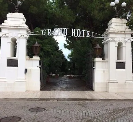 酒店 Le Grand 里乔内